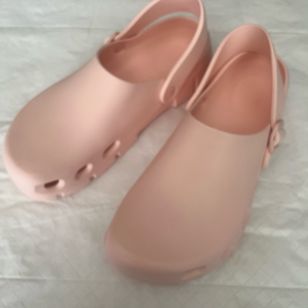 Women's Pink Clogs